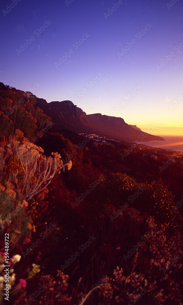 Südafrika: Die Kapküste beim Kaphorn bei Sonnenuntergang