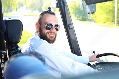 Kierowca autokaru.Przystojny kierowca autobusu. © Robert Przybysz