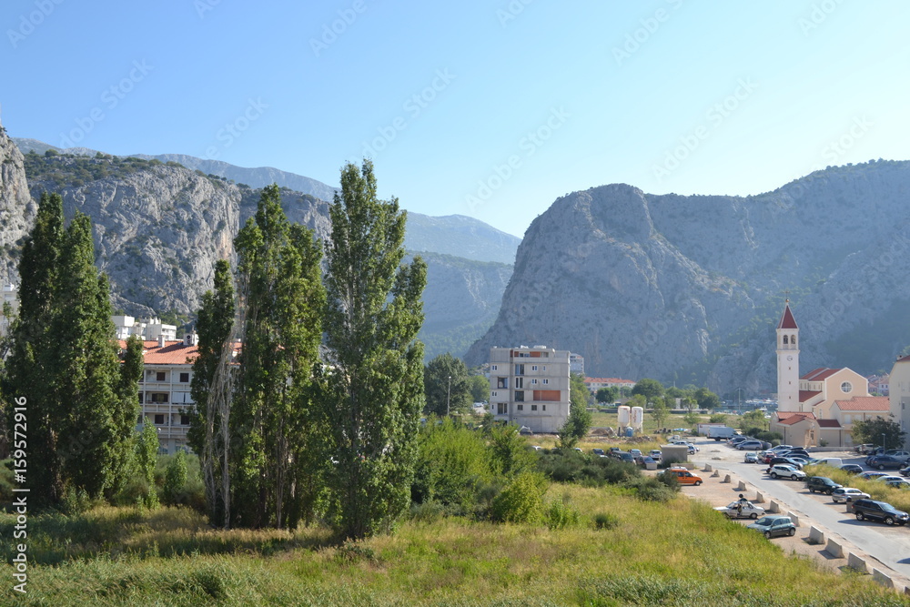 Fototapeta premium Omis in Croatia
