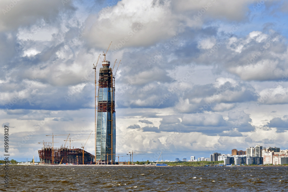 Φωτογραφία Construction of a skyscraper in the city of St. Petersburg