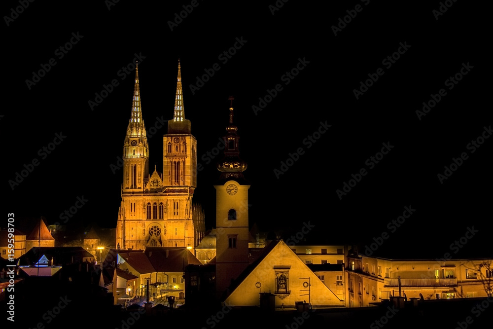 Obraz premium Zagreb cathedral at night view