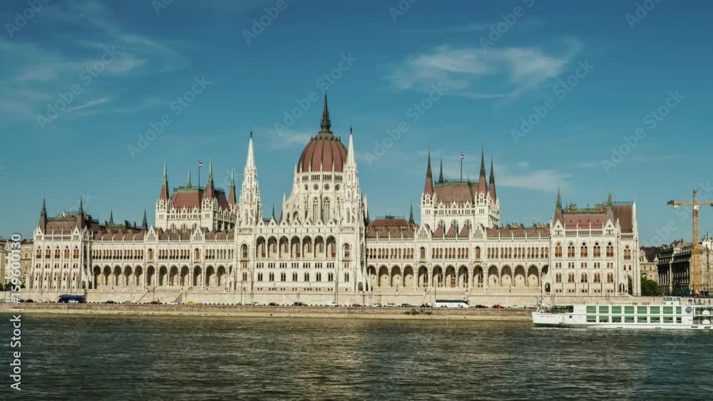 Motion Timelapse: The building of the Parliament of Budapest, Hungary. Hyperlapse on a clear sunny day Motion Timelapse: The building of the Parliament of Budapest, Hungary. Hyperlapse on a clear sunny day