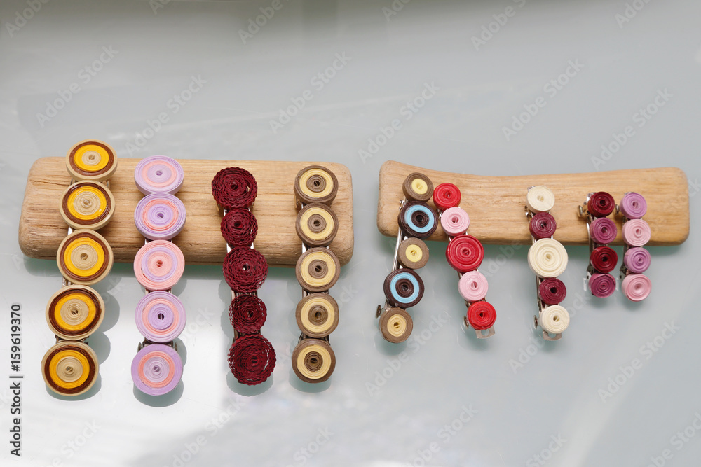 bijoux de fantaisie réalisés par la technique du quilling ou paperolles bijoux de fantaisie réalisés par la technique du quilling ou paperolles
