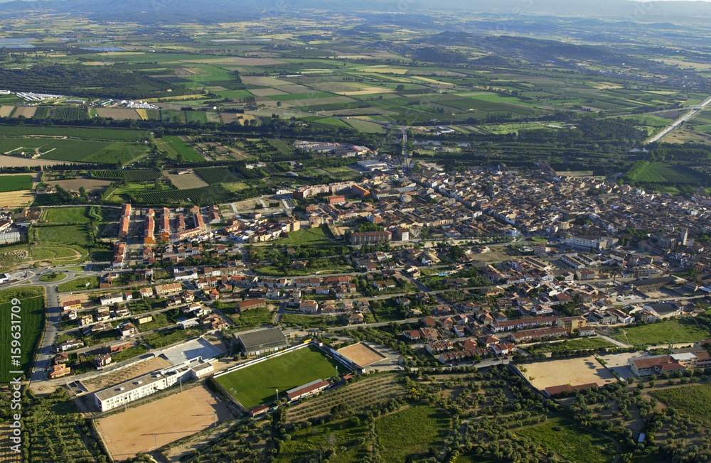 Torroella de Montgri pueblo vista alzada en el alto Emporda de Girona Cataluña,España