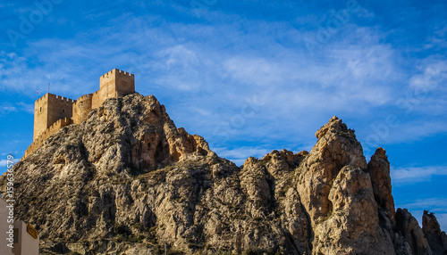 Foto Beautiful medieval castle at Sax, Valencia, Spain