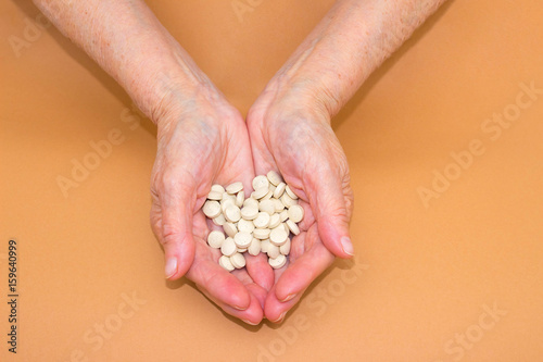 The old hands with pills