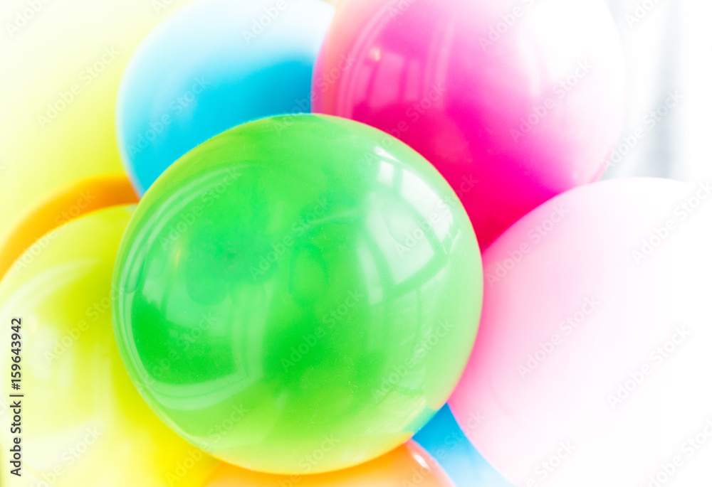 Balloons of different colors related to each other.
Balloons of different colors related to each other.