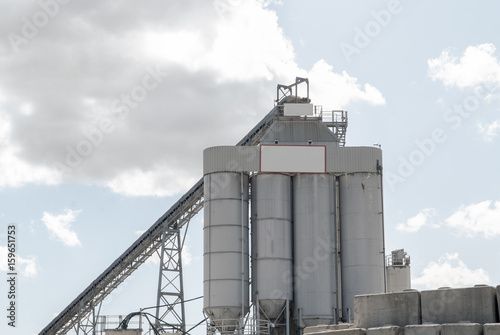 concrete and cement factory and production plant