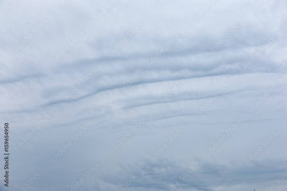 Heavy wavy clouds, overcast