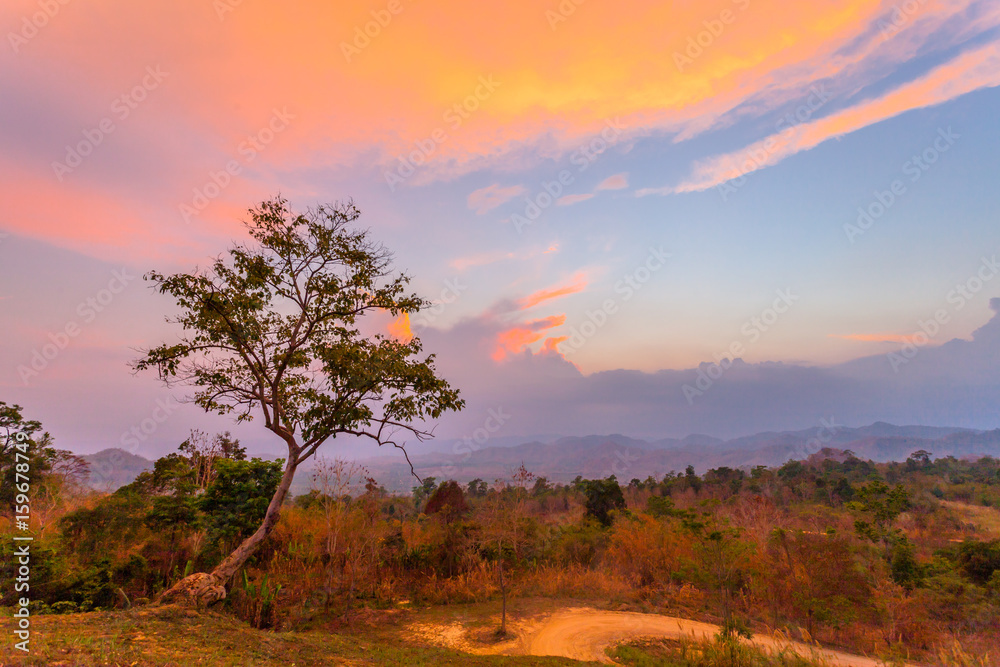 Fototapeta premium stunning scenery on Nean Sawan viewpoint Kanchanaburi.
