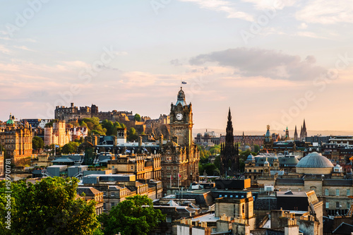 Edinburgh, UK. Aerial view from Calton Hill © Madrugada Verde