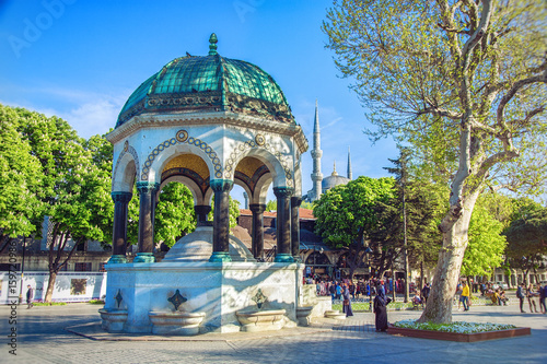 Foto The German Fountain on Sultanahmet Square