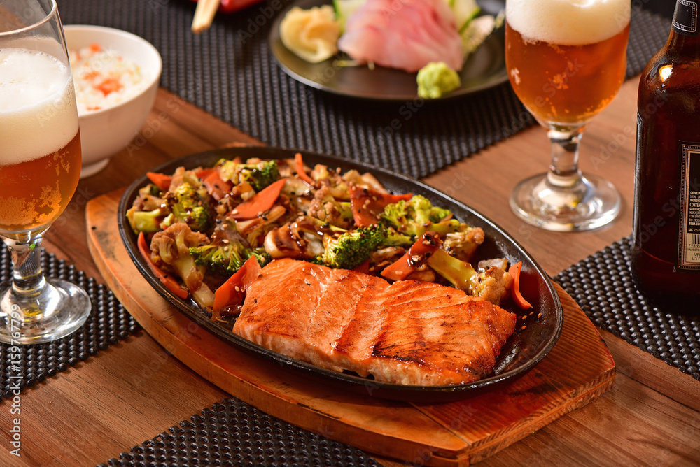 Roasted Salmon and Vegetables Roasted Salmon and Vegetables
