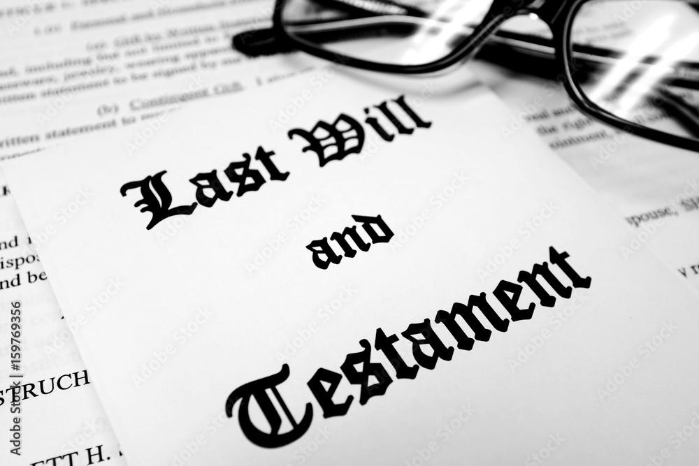 Last Will and Testament for Estate Planning with Glasses