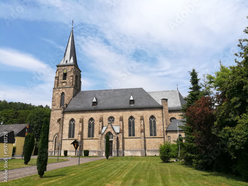 Kath. St. Vituskirche in Marsberg Dorf Westheim photo