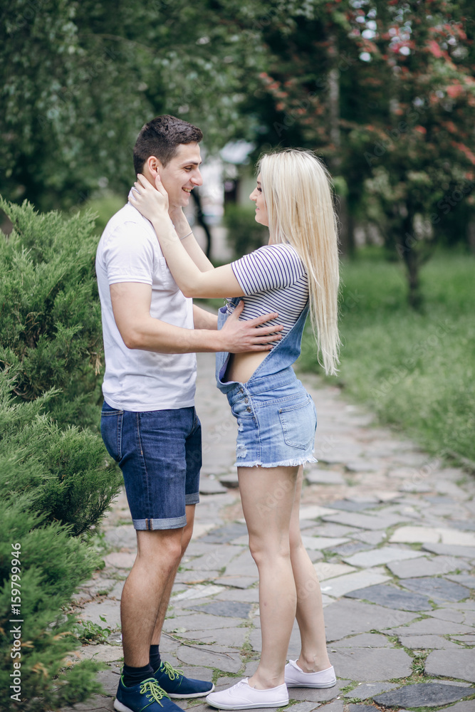 Fototapeta premium couple in nature