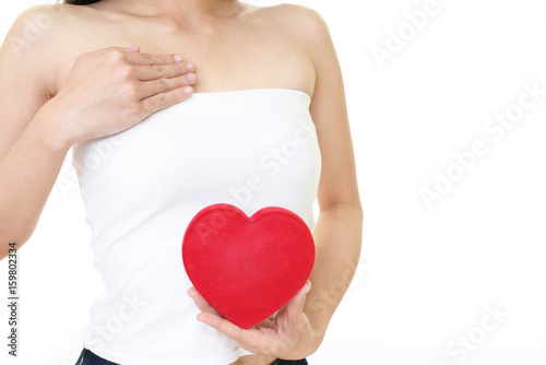 Wallpaper Mural ハートマークを持つ女性 Torontodigital.ca