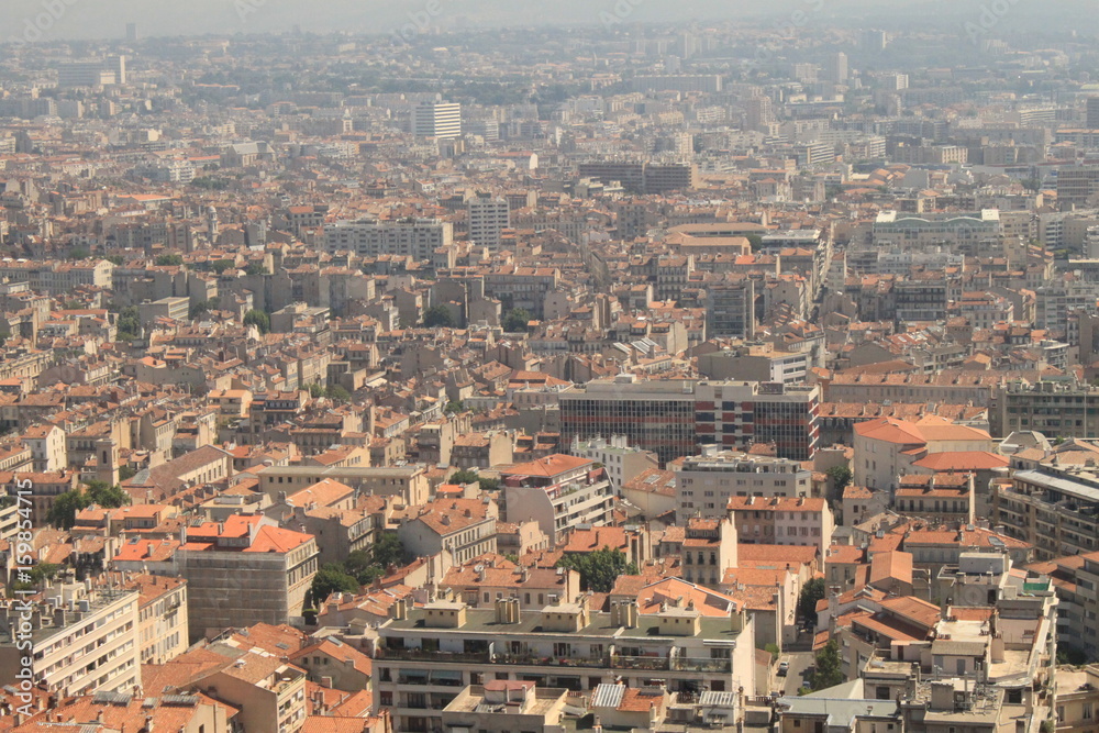 Marseille, Blick über das Häusermeer der Hafenstadt