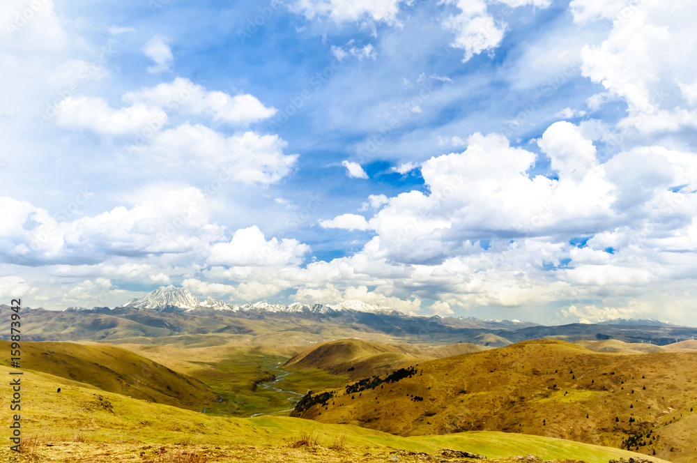 Fototapeta premium View on Tagong grassland and Yala mountain in China