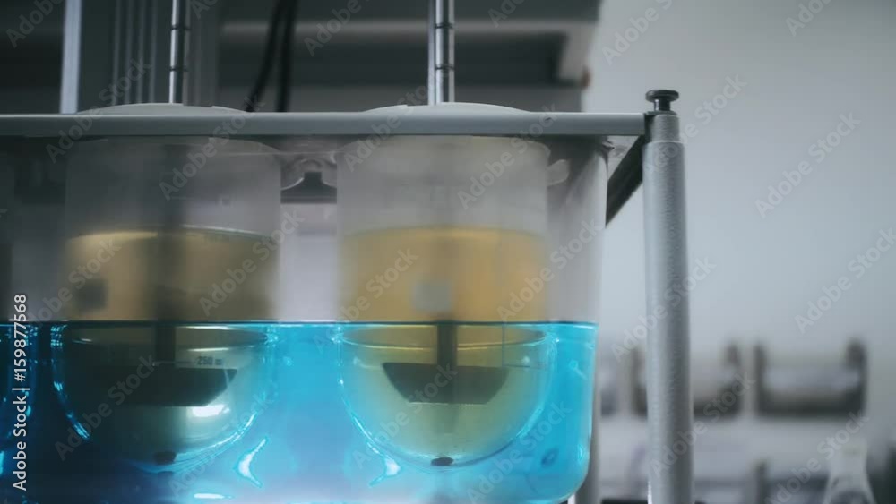 Testing of solubility pills. Dissolution of tablets Testing of solubility pills. Dissolution of tablets