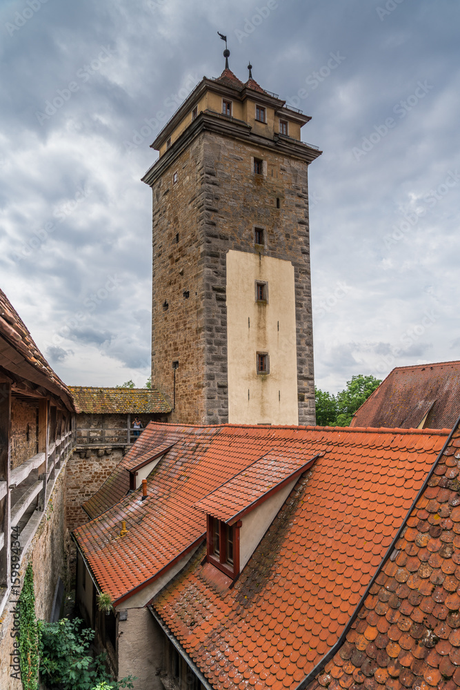 Wehrturm und Stadtmauer an der Spatalbastei in Rothenburg ob der Tauber