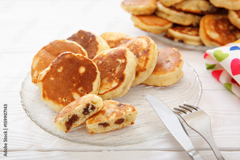 Fritters with raisins. 