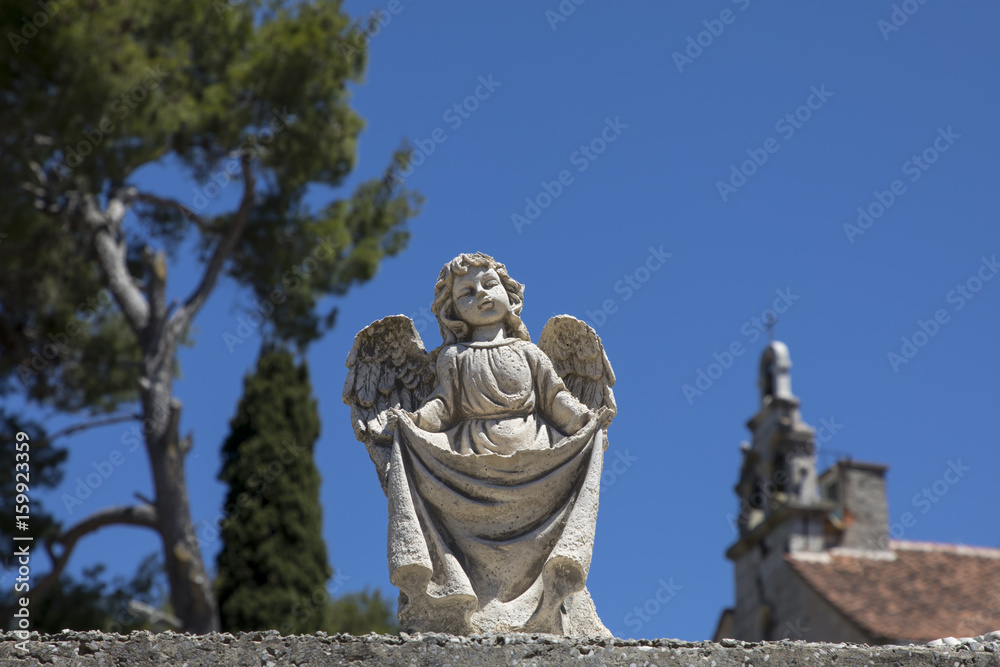 Friedhof und Kirche Sveti Marija auf der Insel Zirje,Kroatien Friedhof und Kirche Sveti Marija auf der Insel Zirje,Kroatien