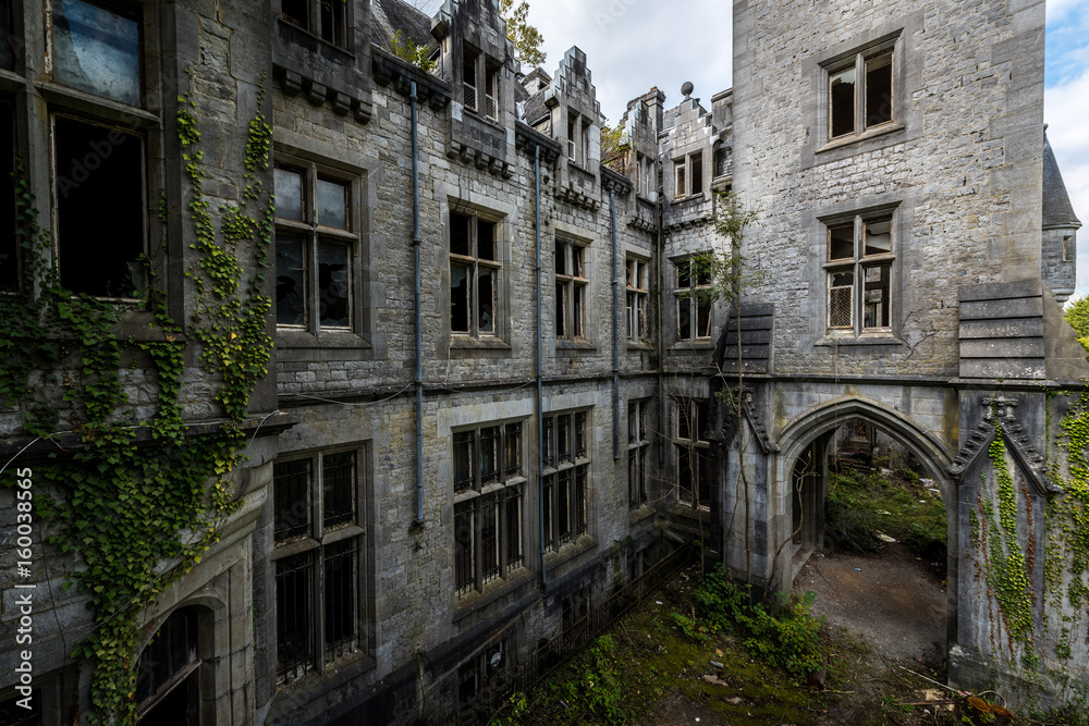Chateau Abandonné en Belgique