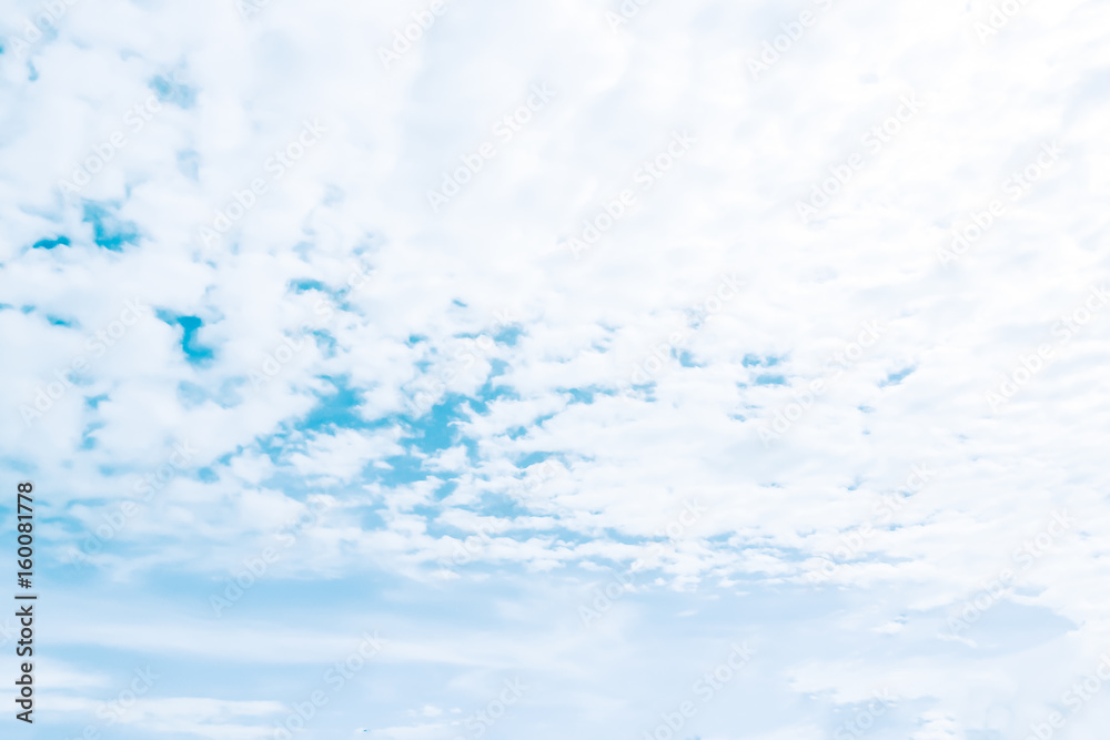 Obraz premium Abstract blur photography.Blue sky with cloud for background and wall paper.