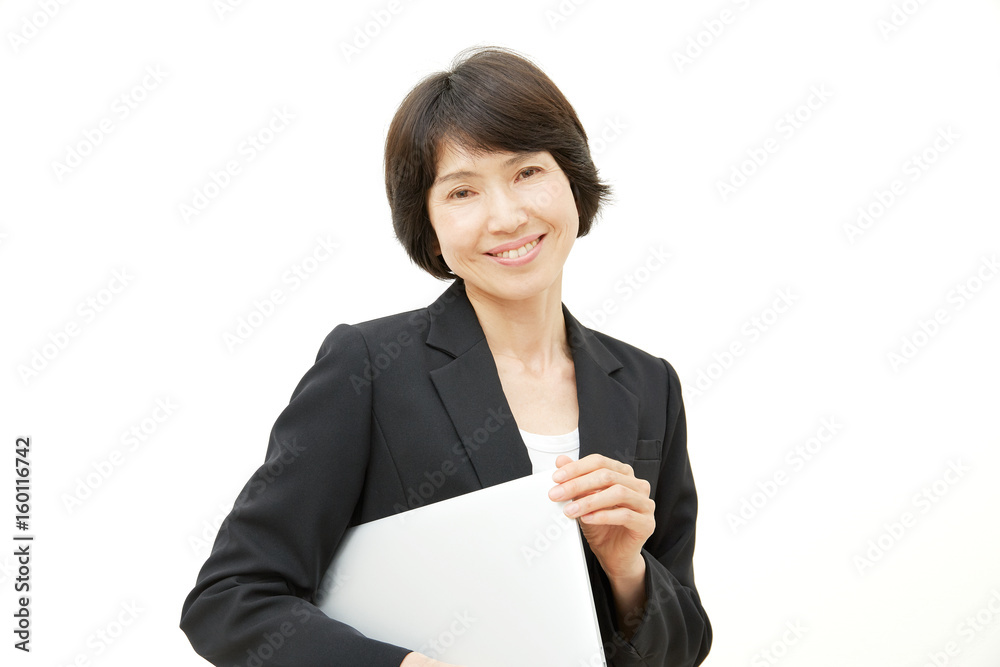 ビジネス 女性 笑顔 ビジネス 女性 笑顔