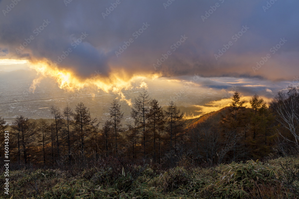 甘利山から見る日の出の風景