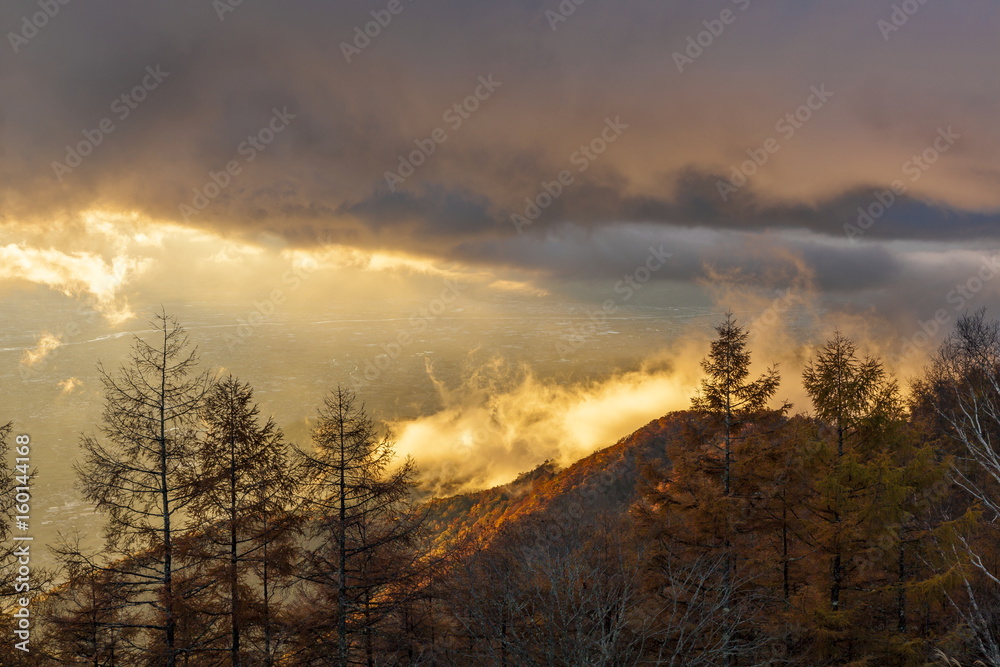 甘利山から見る日の出の風景