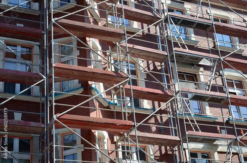 Scaffolding on a townhouse