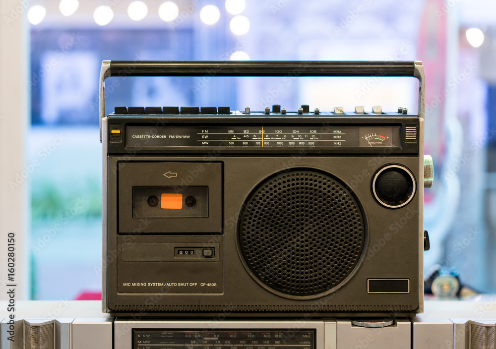 Fototapeta premium Dark gray vintage radio