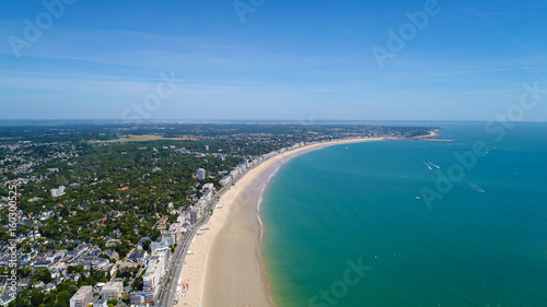 Photographie aérienne de la côte Atlantique de La Baule Escoublac et Pornichet, France photo