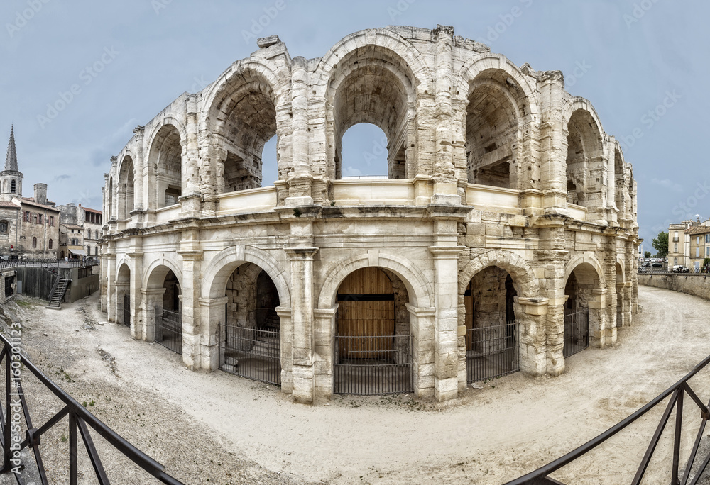 Römisches Amphitheater in Arles, Südfrankreich