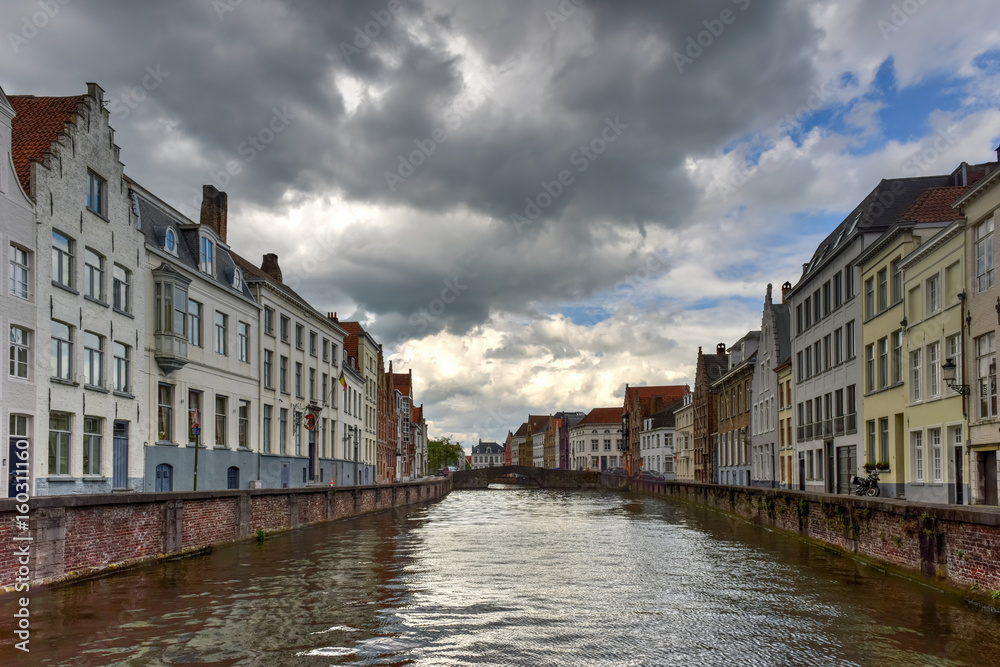 Fototapeta premium Canals of Bruges, Belgium