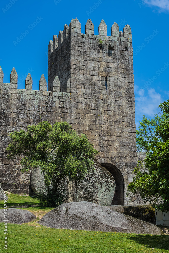 Castle of Guimaraes - medieval castle in the municipality Guimaraes, in the northern region of Portugal. It was built under the orders of Mumadona Dias in the 10th century.