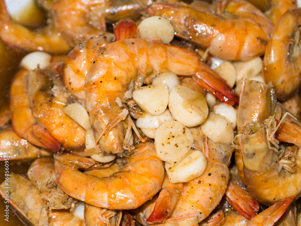 Thailand Food - Steamed shrimp with garlic and pepper. Thailand Food - Steamed shrimp with garlic and pepper.