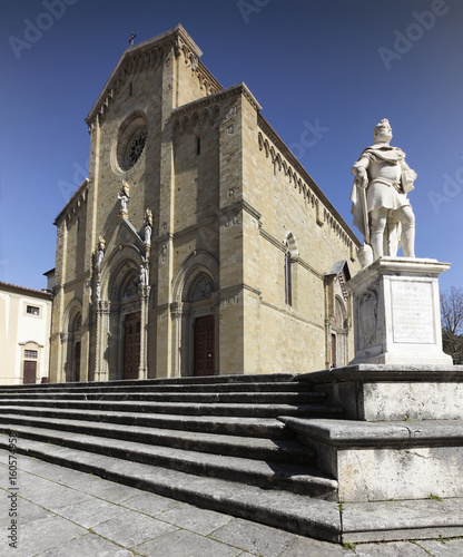 Arezzo. Cattedrale dei Santi Pietro e Donato photo