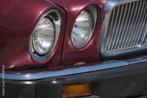 Old car: traditional reflector