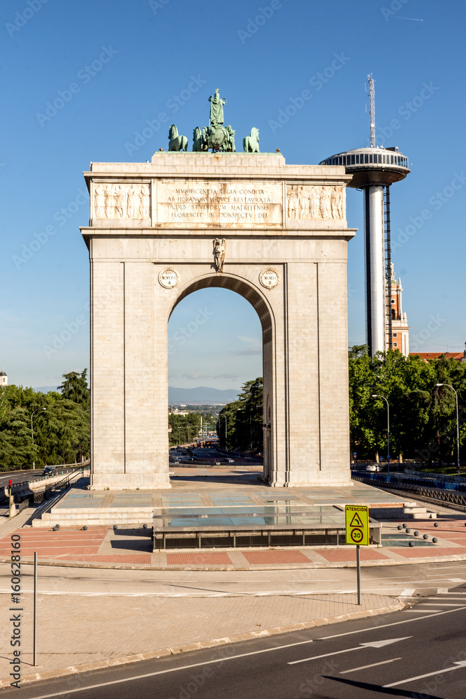 Fototapeta premium Arco de la Victoria en Moncloa