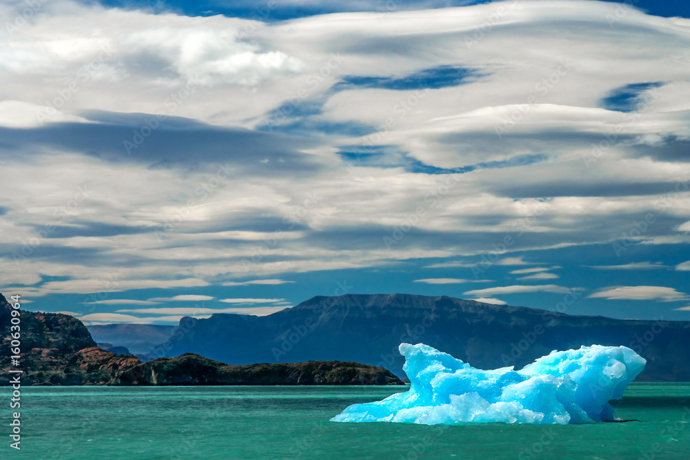Fototapeta Small iceberg on a lake in Patagonia