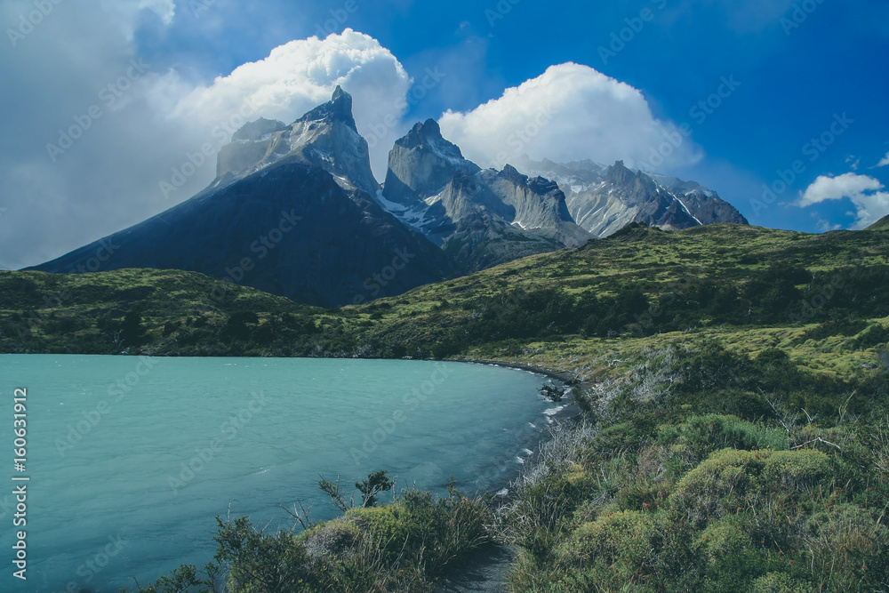 Cuernos Del Paine