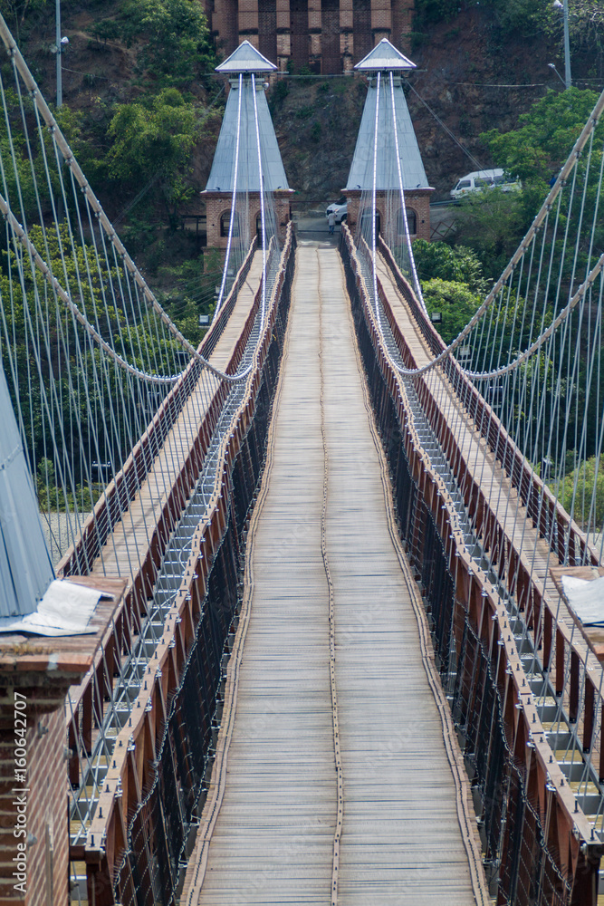 Obraz premium Puente de Occidente (Western Bridge) in Santa Fe de Antioquia, Colombia