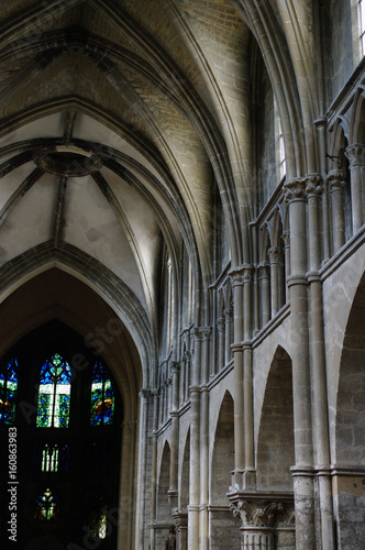 Nef d une   glise de Reims - 2