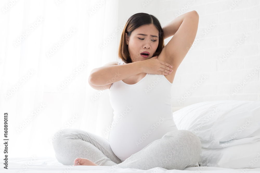 Problem black armpit of pregnant women Problem black armpit of pregnant women