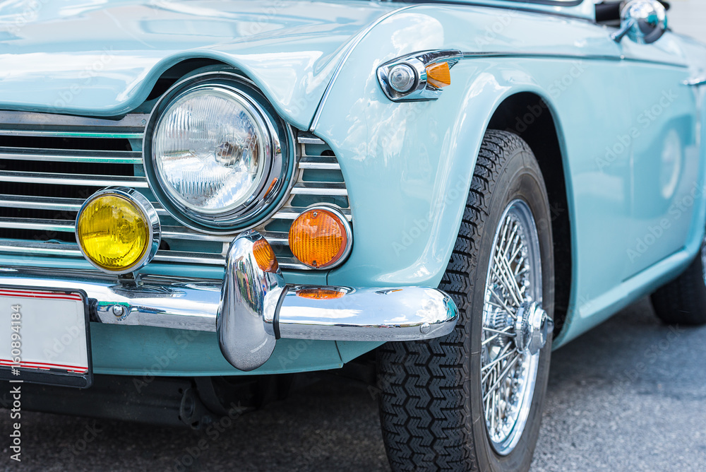 turquoise english roadstar front view - mid sixties, triumph TR 4A IRS 1965 - close up