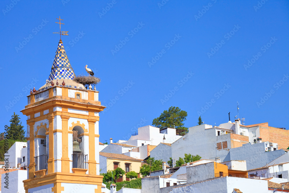Cigogne sur l'église de Prado del rey,  village blanc d'Andalousie 