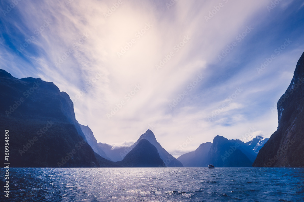 Landscape view of Milford Sound cliffs and mountains, New Zealand
